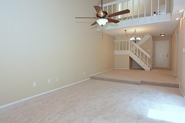 Photo - 3168 Windchase Blvd Unidad 464