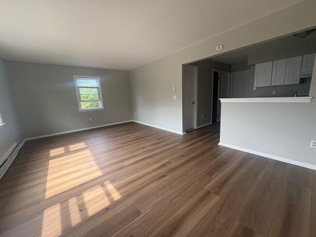 Building Photo - 220 Glen Haven Rd Unit E Rental
