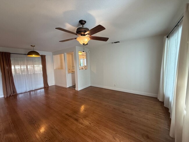 Photo - Nice 3/1 in North City Farms