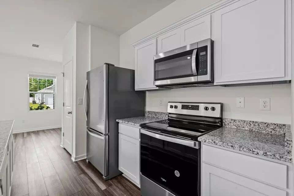 Photo - 4311 Center Oak Woods St