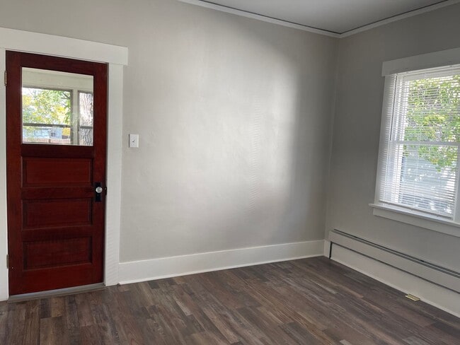 Photo - Pet Friendly 4 bedroom 1 bath