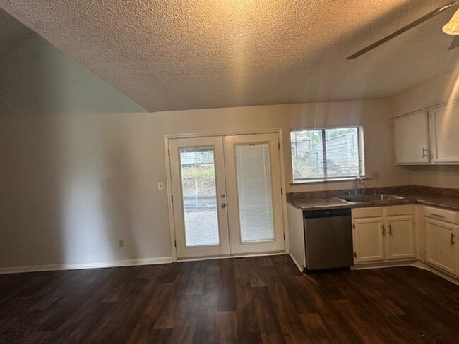 Photo - 30 Rosewood Ct Unidad 30 Rosewood Court