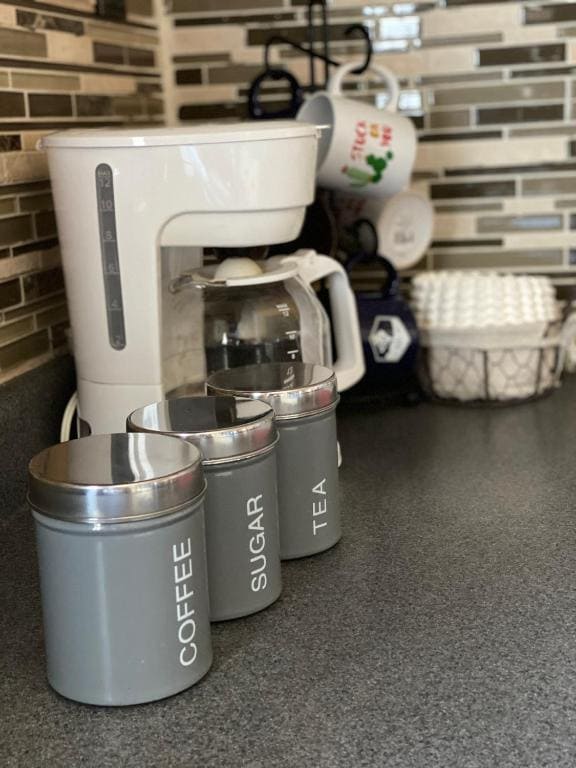 Photo - 6413 Center St