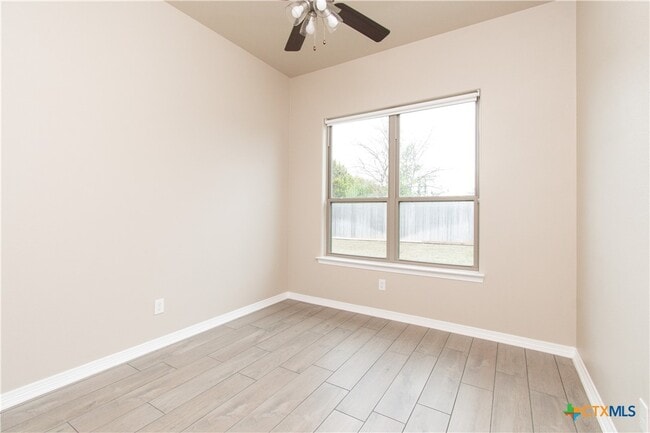 Building Photo - 717 Holstein Dr