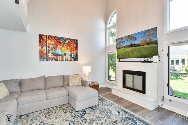 Photo - 17323 Lakebrook Dr