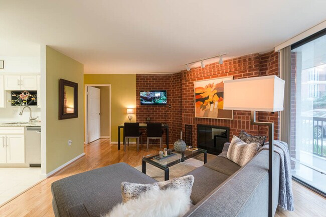 Photo - 1318 22nd St NW Unit 104