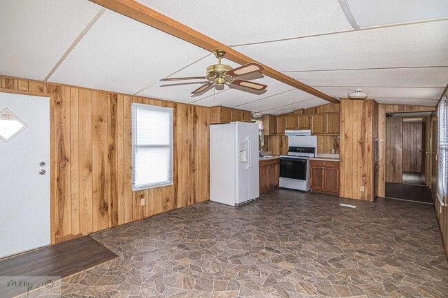 Photo - 111 Clover Ridge Dr