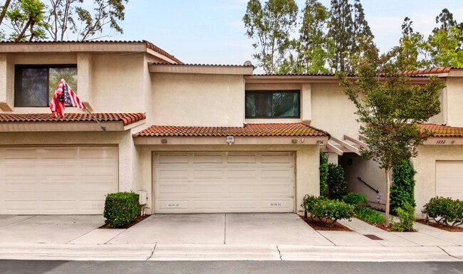 Building Photo - 1034 Creekside Dr Unit 192