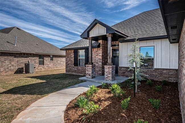 Photo - Beautiful 4 bedroom in Yukon