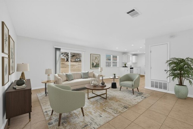 Photo - 7200 Barnsdale Way