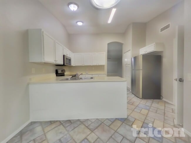 Photo - 8621 W Willow Ave