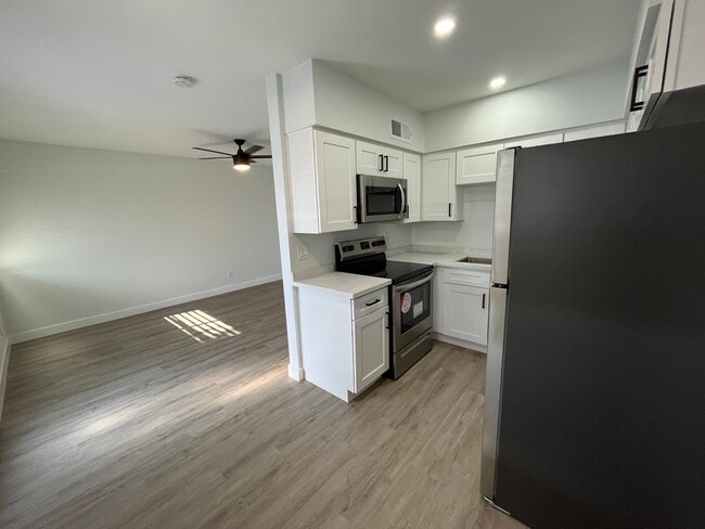 Photo - Urbana at 11th