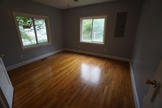 Photo - 2 Bed 1 Bath House Total Electric