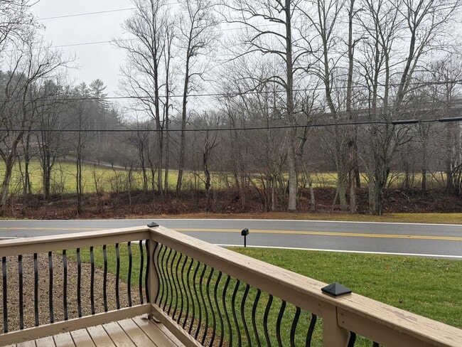 Photo - Quiet furnished retreat located in Erwin- Available NOW!