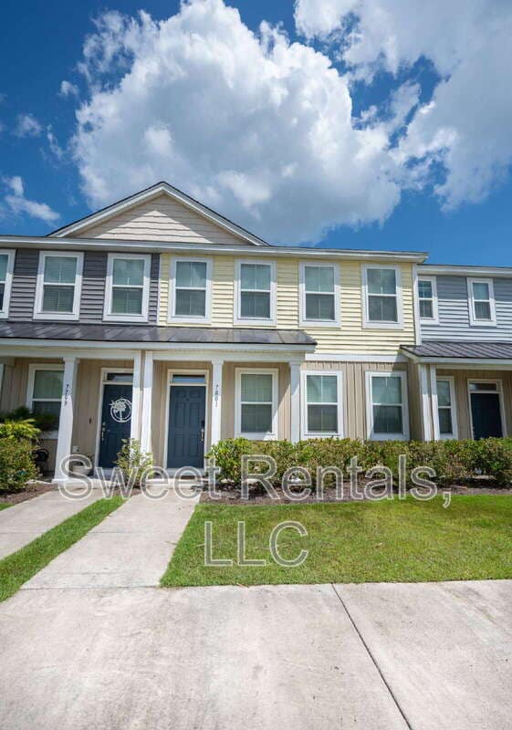 Building Photo - 7801 Montview Rd Rental