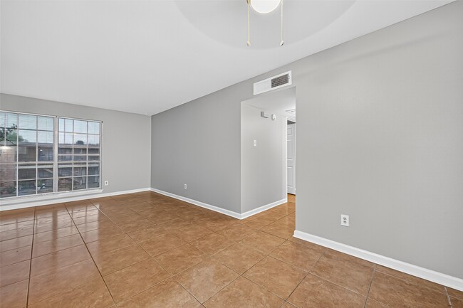 Building Photo - 7703 Moonmist Dr Unit D