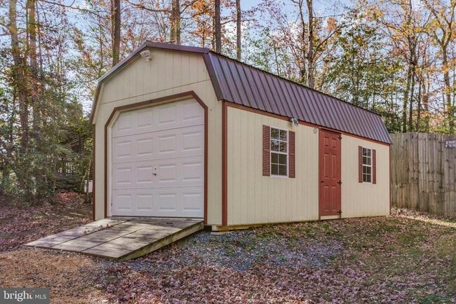 Photo - 22397 Armstrong Dr