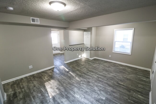 Photo - 7219 Maryland Ave