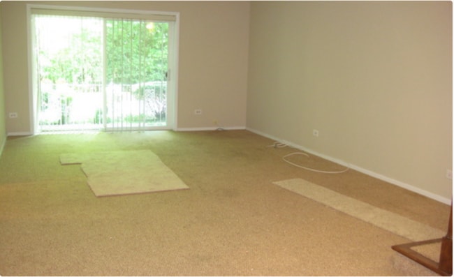 Building Photo - 5580 Wolf Rd Rental