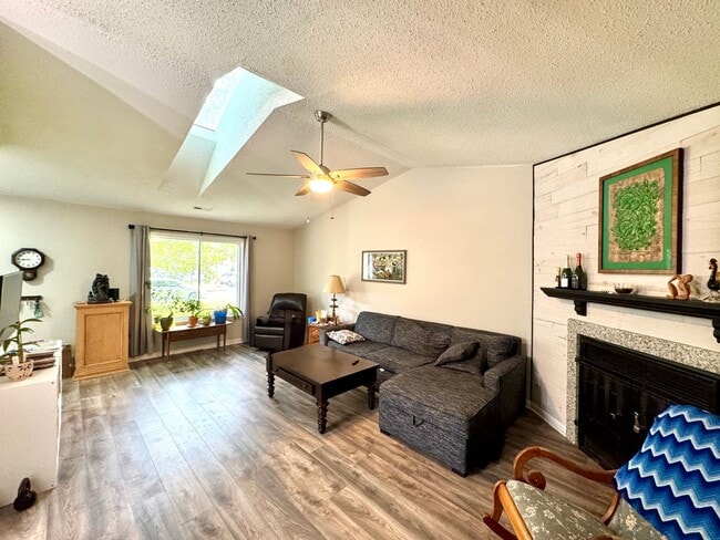 Photo - WELCOME HOME!!  3 bedroom/2 bath home in Redwing neighborhood