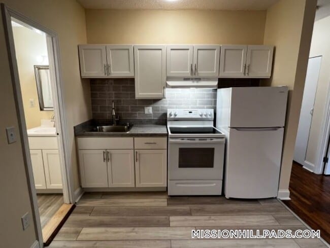 Photo - 888 Huntington Ave Unit 7