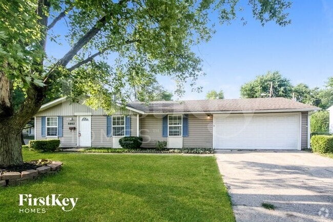Building Photo - 6002 Gateway Dr Rental