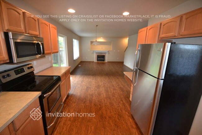 Photo - 8514 186th St Ct E House