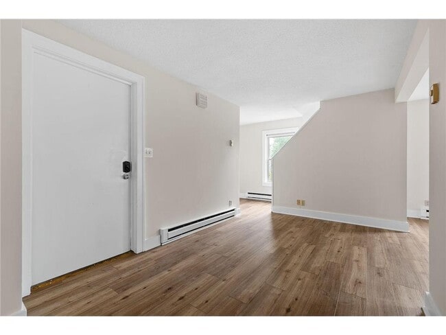 Photo - 2610 Dupont Ave S