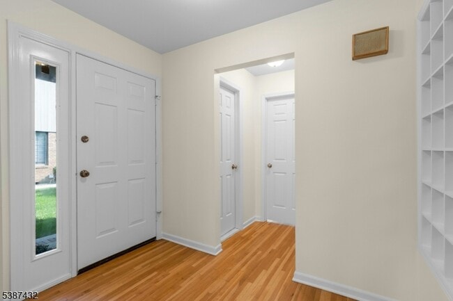 Photo - 10 Shelley Pl