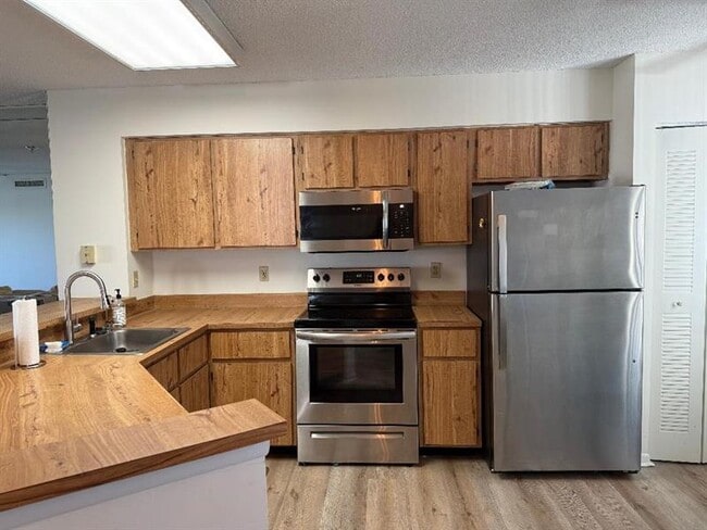 Building Photo - 2215 Cypress Island Dr Unit 801