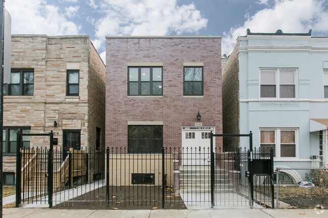 Building Photo - 3531 W Le Moyne St Unit 1 Rental