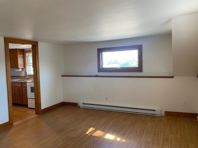 Photo - 5 Cleaves St Unit D