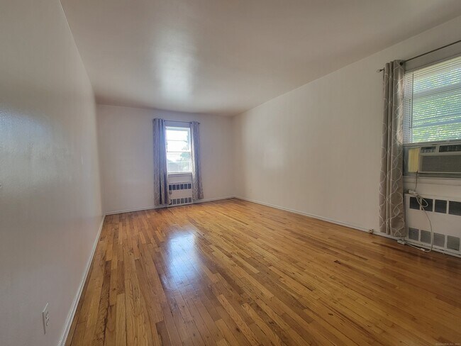 Photo - 73 Hope St Unit C