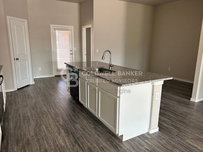 Photo - 2122 N Texas Ave