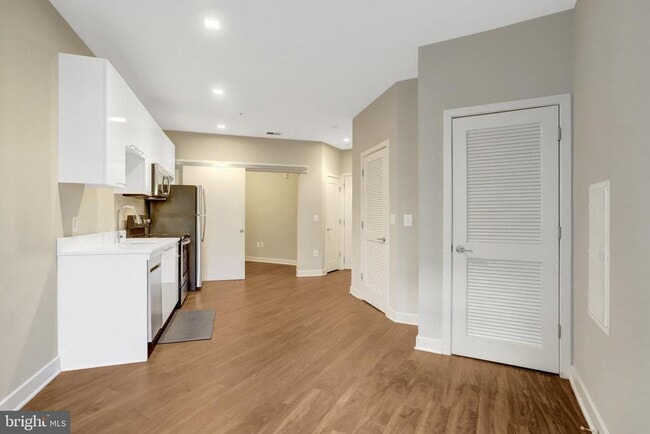 Photo - 989 S Buchanan St Unit 208