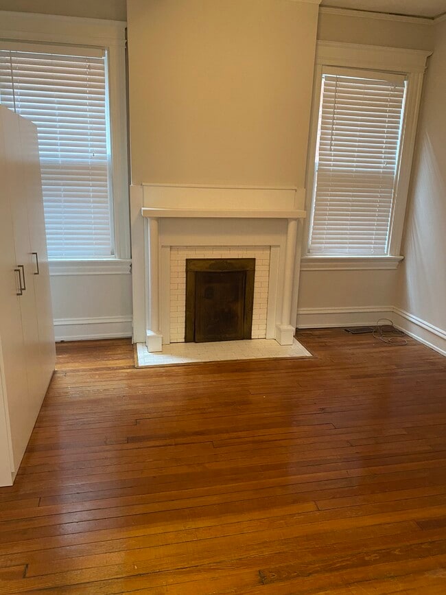 Photo - 2213 Floyd Ave. Unit B (Downstairs)