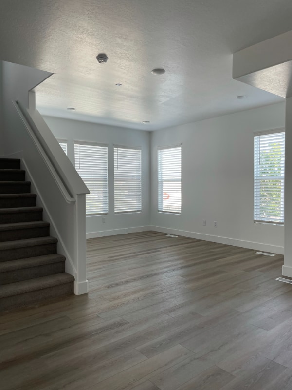 Photo - 3902 Kinglassie Ct