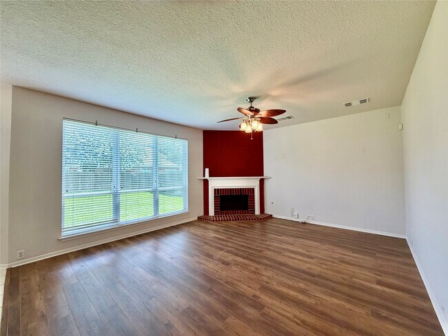 Photo - 7426 Maple Run Dr