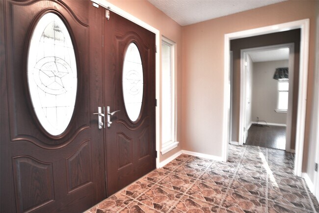 Photo - 3009 Rose Ln