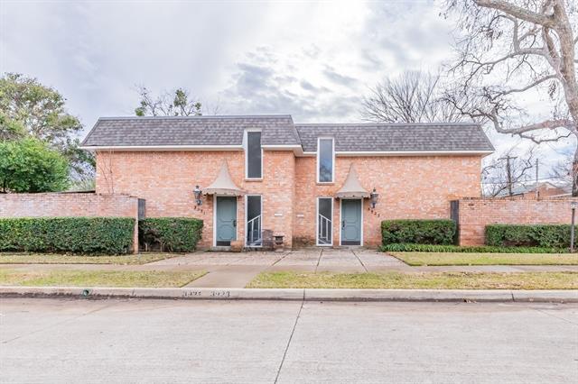 Photo - 3923 Clarke Ave