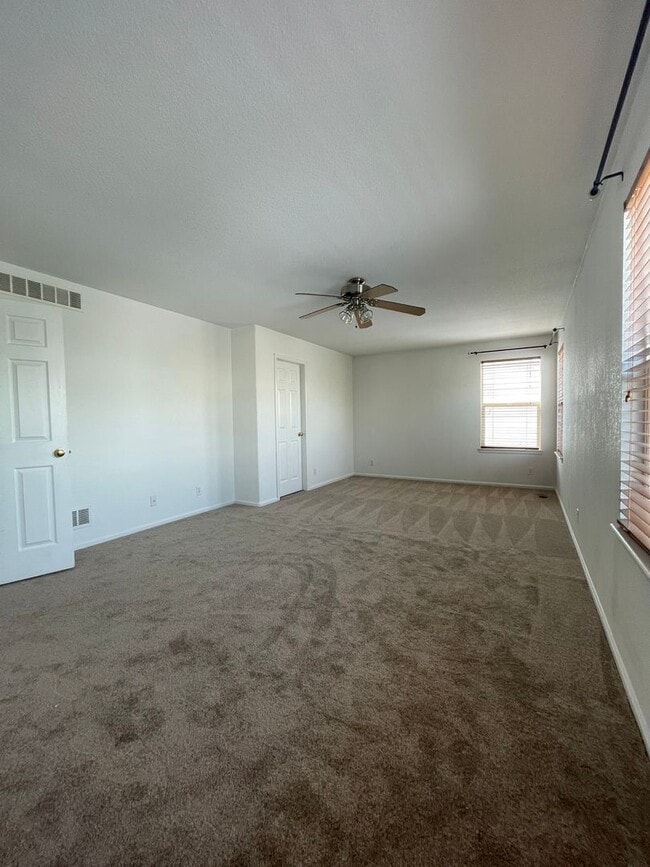 Photo - Spacious and Bright with a GREAT YARD,4bd/3.5 ba Home in Northglenn, Near Parks, New Paint and Ca...
