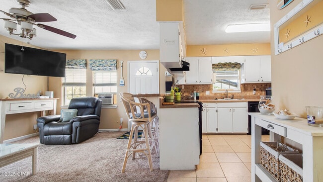 Photo - 6910 Beach Dr