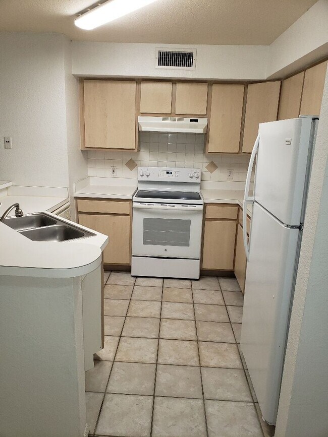 Photo - Seminole County - 3 bedroom, 2 bathroom.