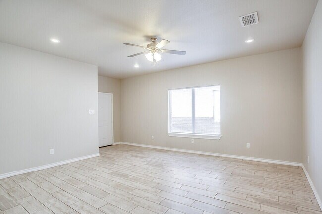 Photo - 9803 Uvalde Ave