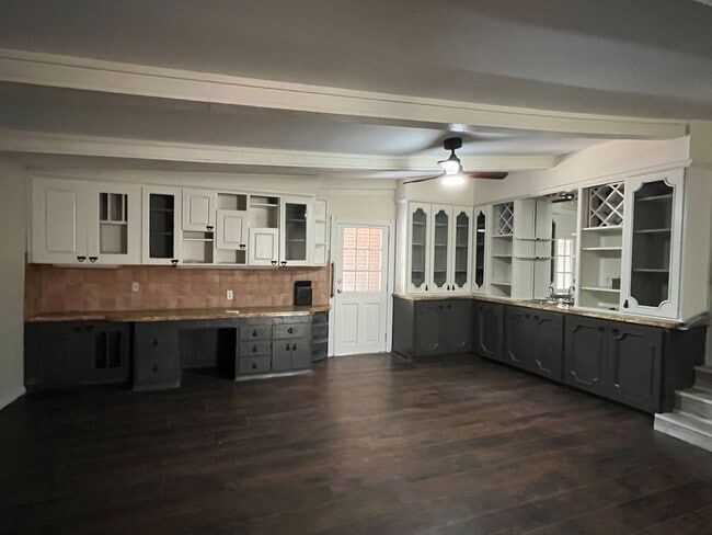 Photo - 3309 Mahan Dr