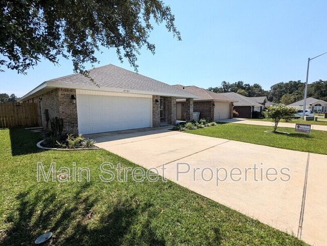 Photo - 4723 Frances St