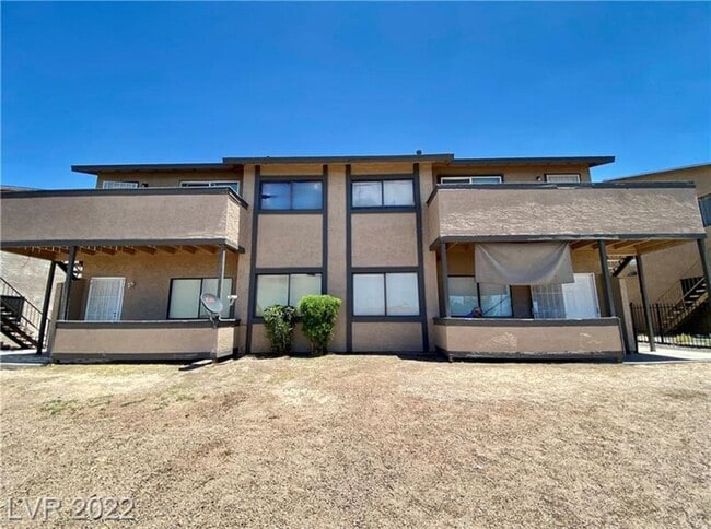 Building Photo - 2341 Exeter Dr Unit C