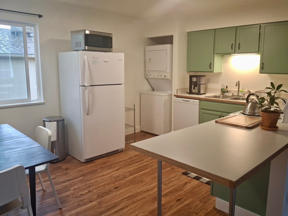 Riverbend Fourplex - Riverbend Fourplex