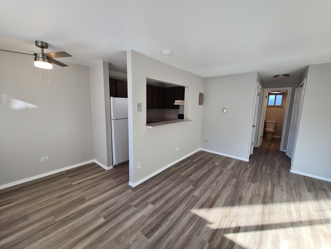 Photo - 3340 S Pearl St Unit 302