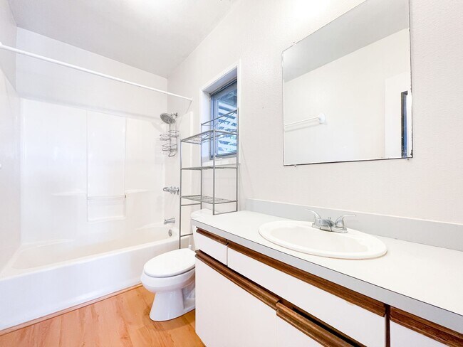 Photo - 2333-ST Unit Studio